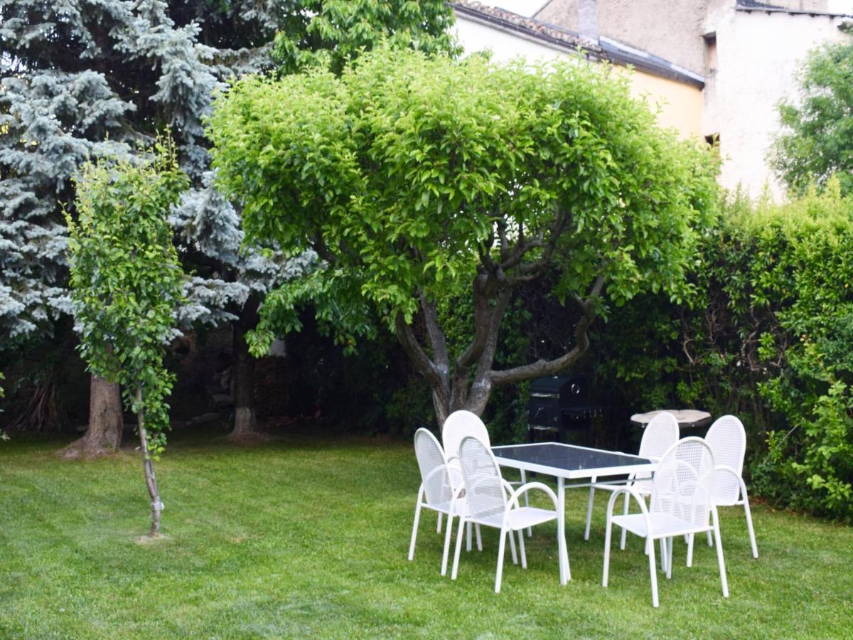 Villa Cirjuana, casa en el centro con agradable jardín y barbacoa Biescas  Exterior foto